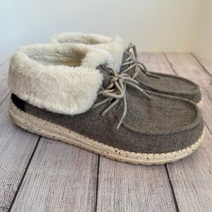 HEY DUDE Britt Grey Fur Fold Over Shoes 10